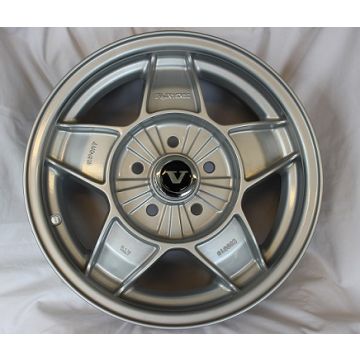 FELG ALU 5,5 X 15 TIL VOLVO 140,160,P1800 SE INFO