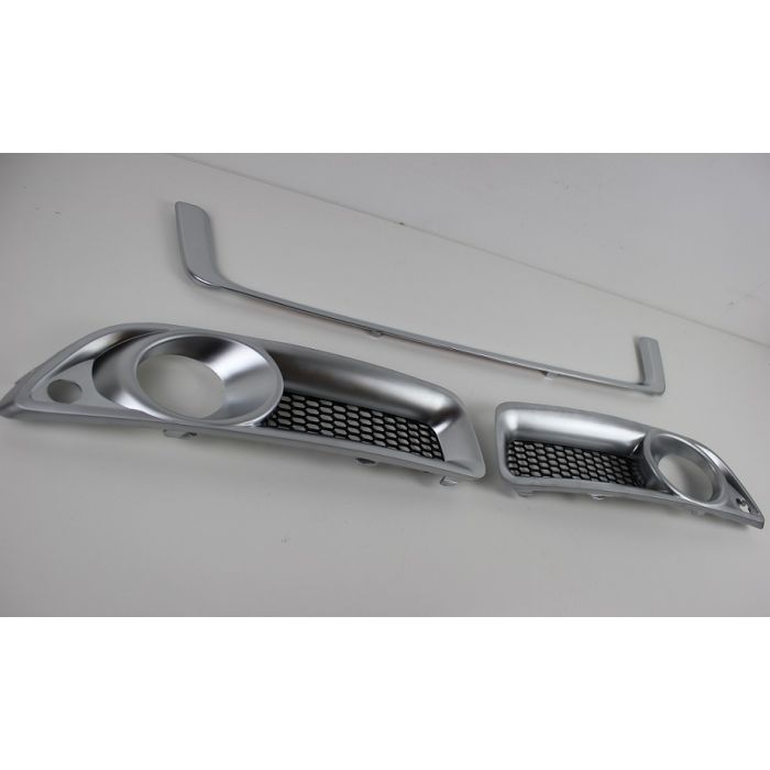 Spoilerlys/Foglamp Rammer og List I Mattcrom V70 08-13 parks