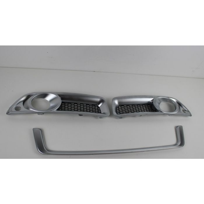 Spoilerlys/Foglamp Rammer og List I Mattcrom V70 08-13 parks