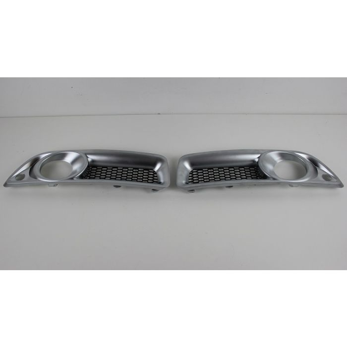 Spoilerlys/Foglamp Rammer I Mattcrom V70 08-13  parksensor