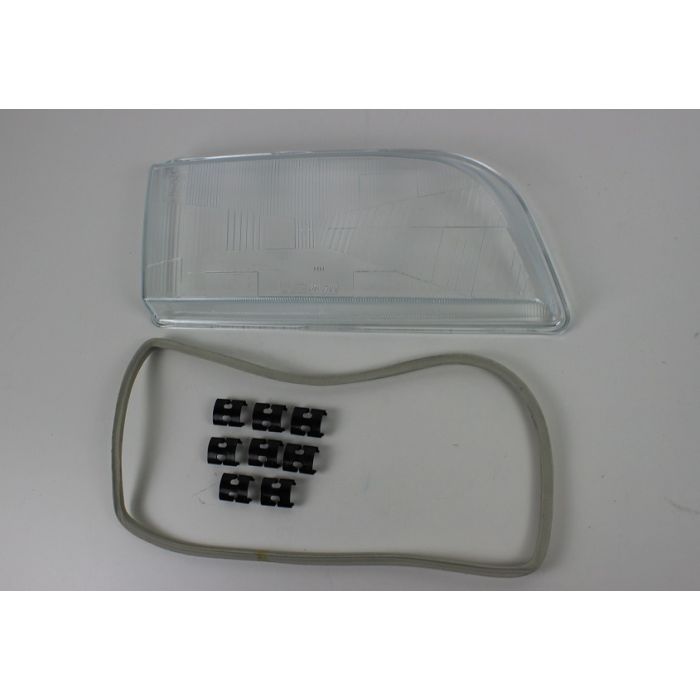 HOVEDLAMPEGLASS S/V40 HØYRE 96->  30852091-3345707