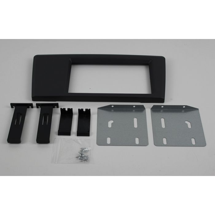 Monteringsramme for stereo 2-Din S60,V70N,XC70N 01-05