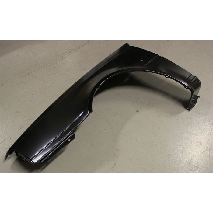 FORSKJERM VOLVO 400-89> VENSTRE SIDE 3343278