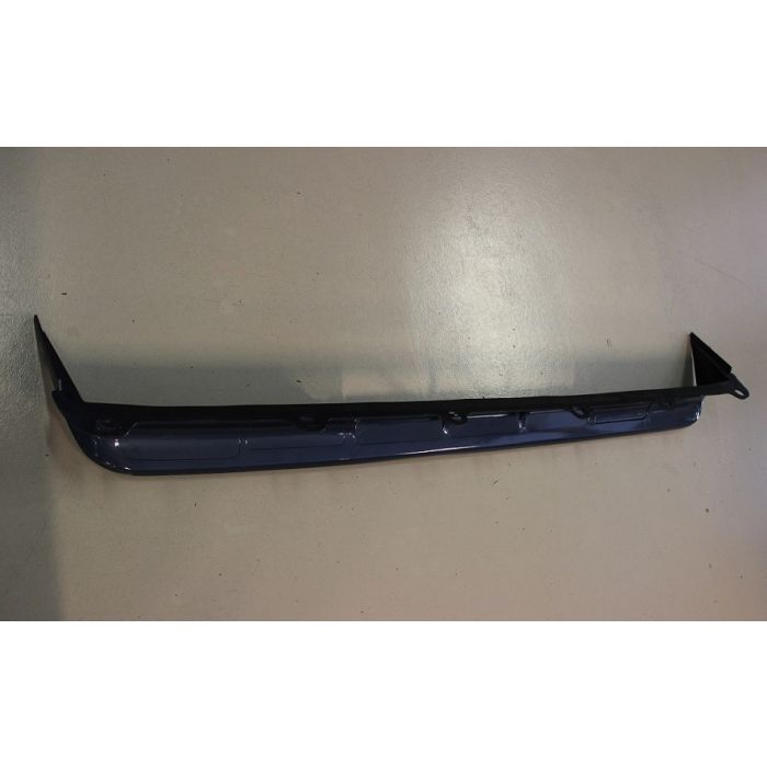 Spoiler foran original Volvo 740 84-89,760 82-87 Mørk blå