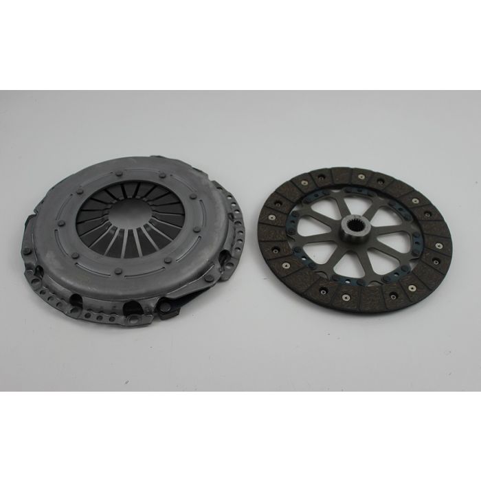 Clutsh kit 940-960 S/V90 95-98 M90  brukes både på 4 og 6syl