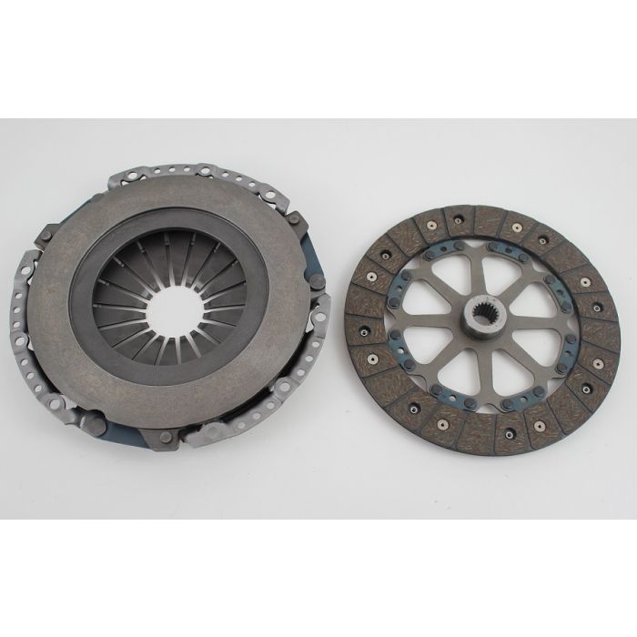 Clutsh kit 940-960 S/V90 95-98 M90  brukes både på 4 og 6syl