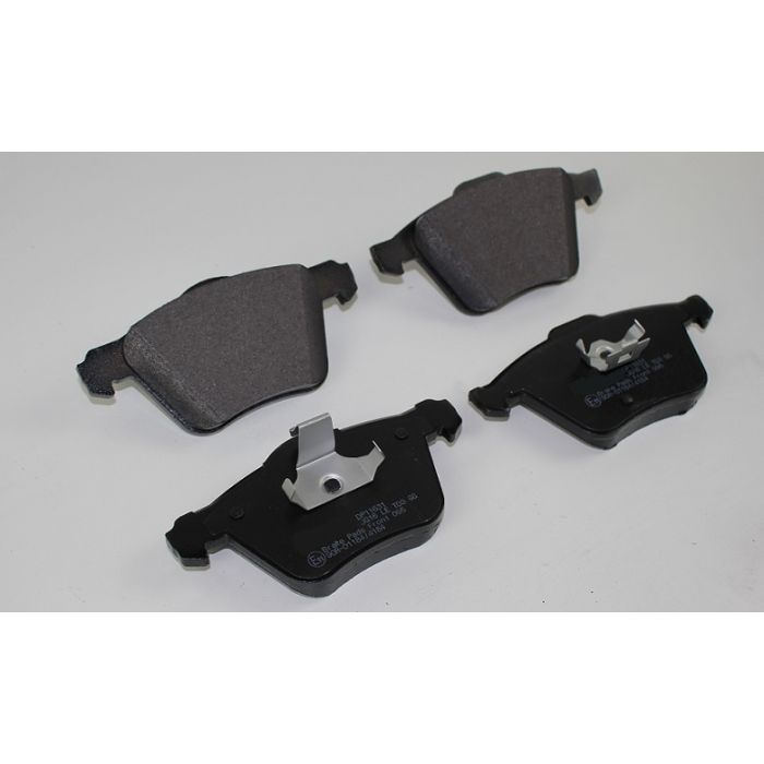 BREMSEKLOSSER SETT FORAN VOLVO XC90 MED 17"  274331