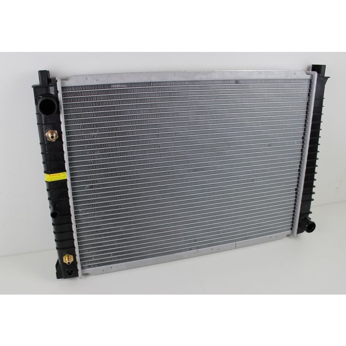 RADIATOR AUTOMAT VOLVO 940  (590 X 420 MM)