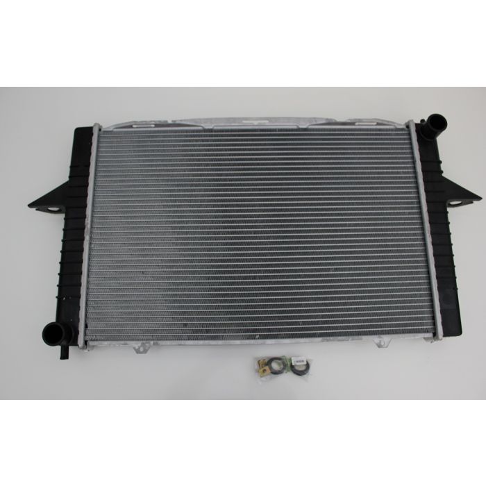 RADIATOR VOLVO V70 99 OG 200OMOD. MANUELL.