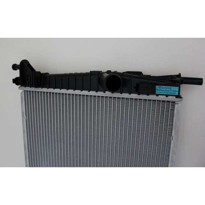 RADIATOR VOLVO C3,V50  365MM X 670 MM X 18MM