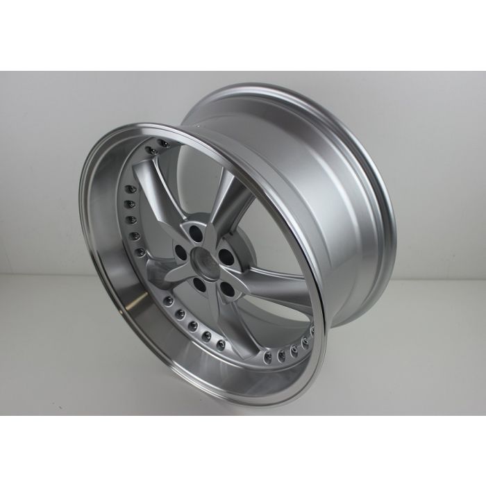 Felg ny type i sølv/polert ET16 5x108 8,5"x18"