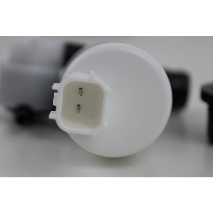 Spylerpumpe front og bakvindu V60 10-13