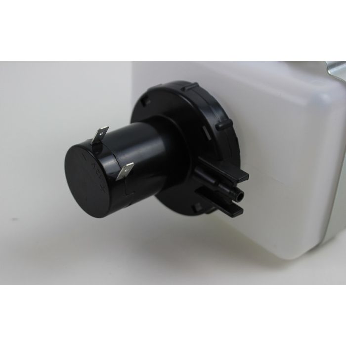 SPYLERTANK MED PUMP VOLVO AMAZON 140 P1800 164