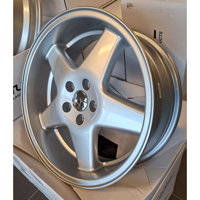 Felg sett 4 stk Polaris type  7X17 140,164,240,260,740,940